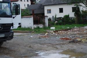 LOKALNA CESTA PRED CERKVIJO SV. KANCIJANA SE PREUREJA