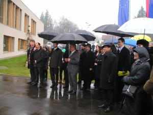 Nova šola Toneta Pavčka slovesno odprla svoje duri. Mirnopečani ponosni na novo pridobitev